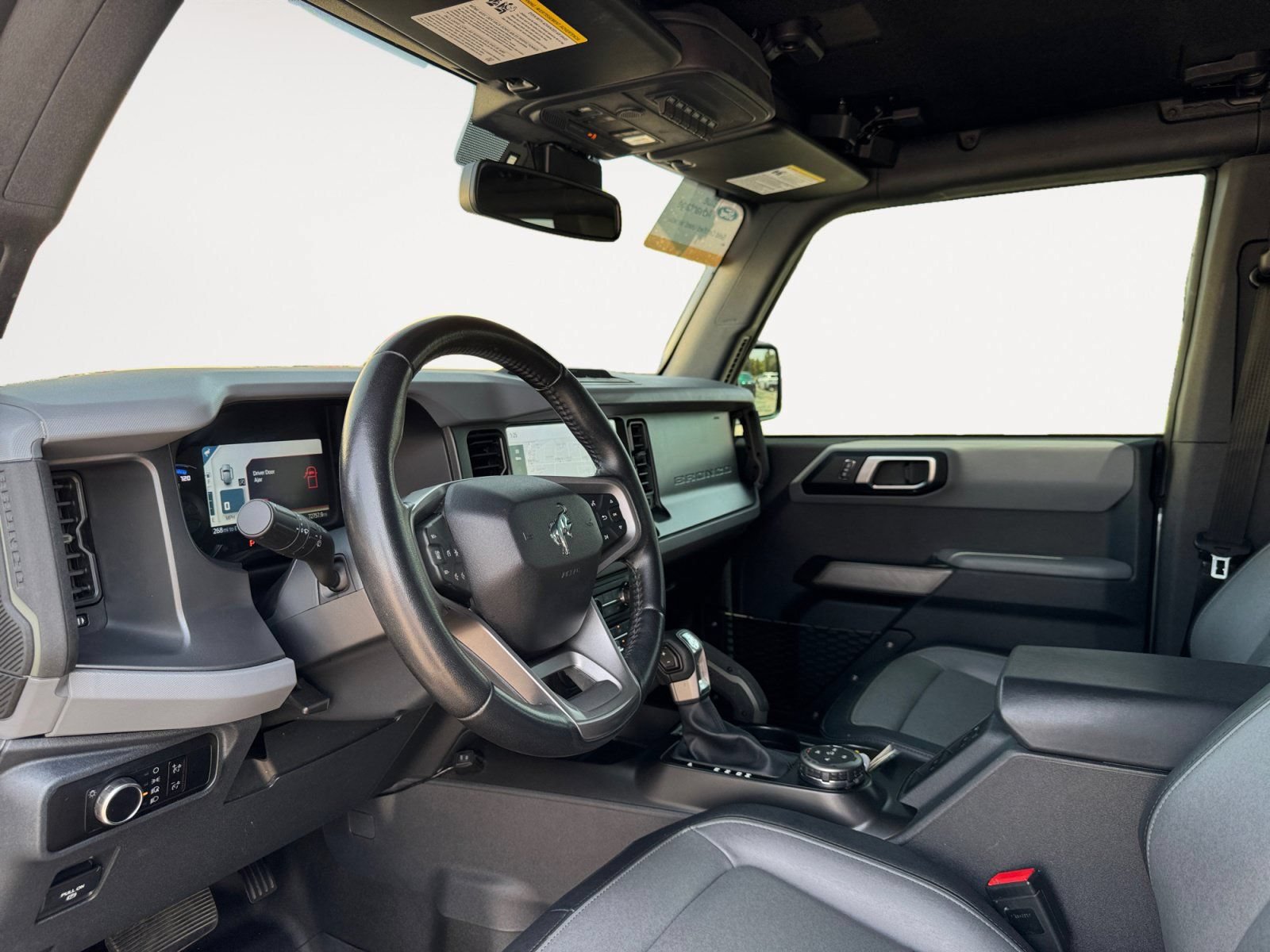 Certified 2023 Ford Bronco Everglades AWD/4WD image 9