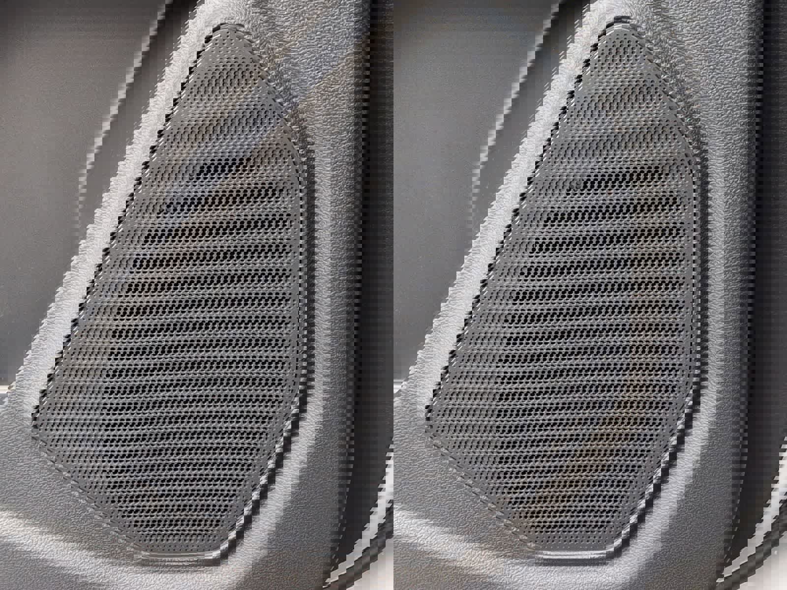 Certified 2026 Ford Explorer Platinum w/ LUX Leather Package image 32