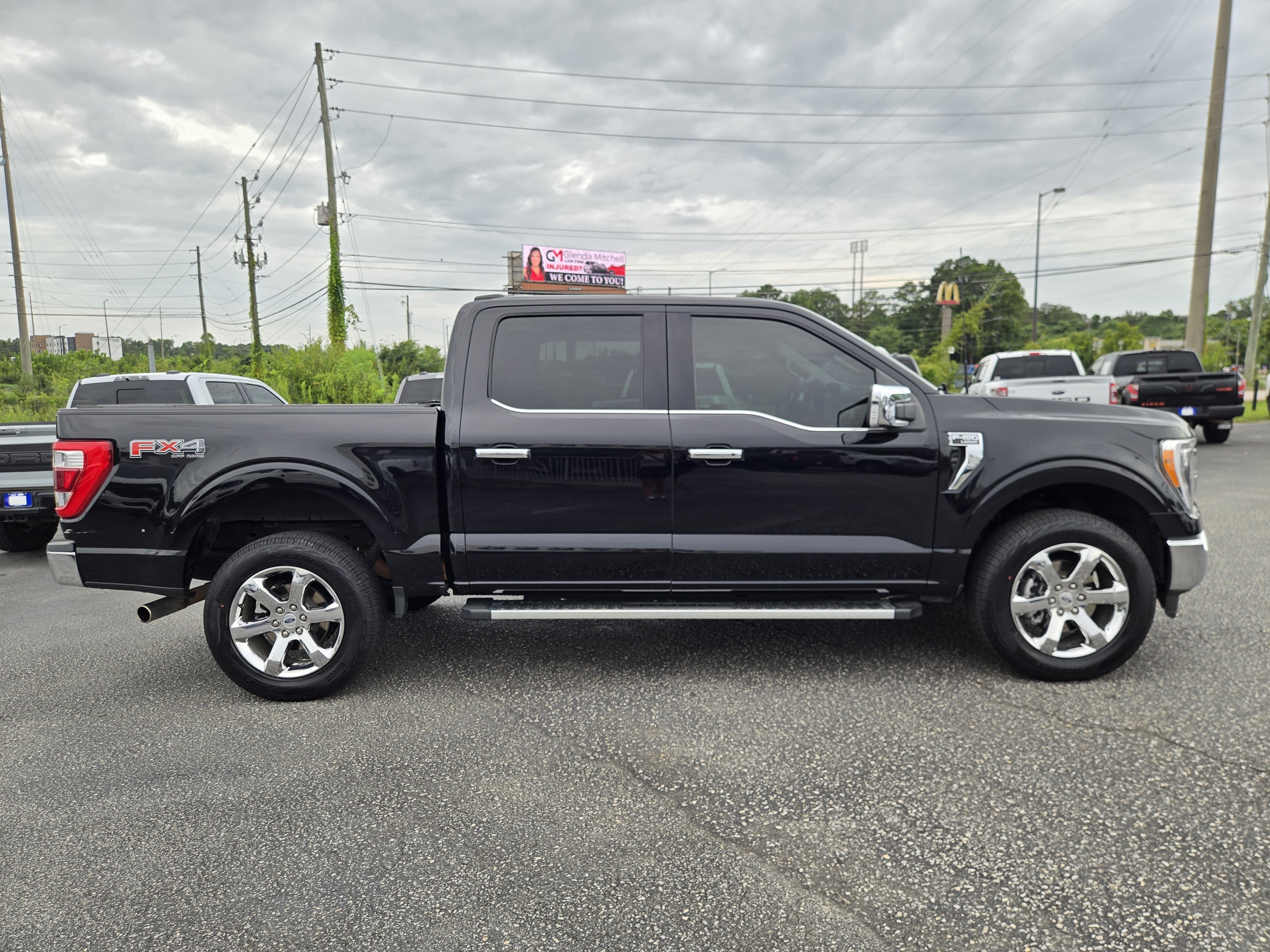 Certified 2023 Ford F150 Lariat w/ Trailer Tow Package AWD/4WD image 6