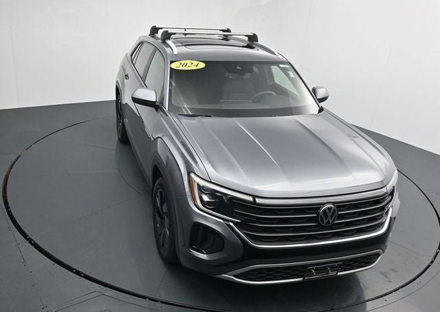 Used 2024 Volkswagen Atlas Cross Sport SE AWD/4WD image 28