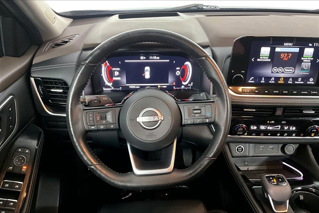 Used 2023 Nissan Rogue Platinum w/ Platinum Premium Package FWD image 5