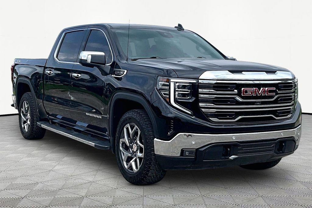 Used 2022 GMC Sierra 1500 SLT w/ SLT Premium Plus Package AWD/4WD image 12