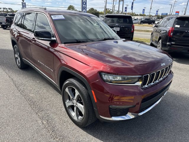 Used 2023 Jeep Grand Cherokee L Limited w/ Luxury Tech Group II RWD image 3