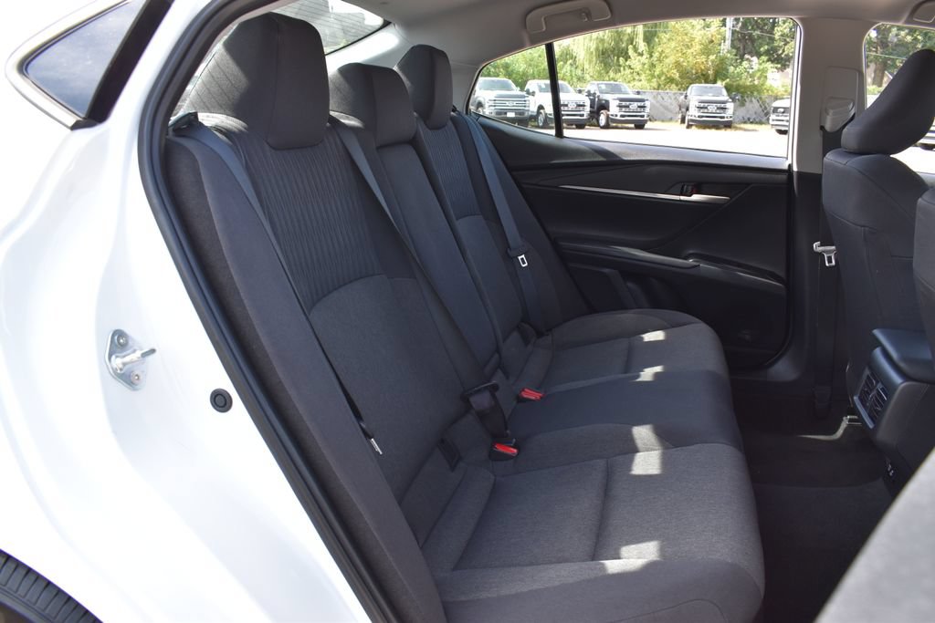 Used 2025 Toyota Camry LE FWD image 32