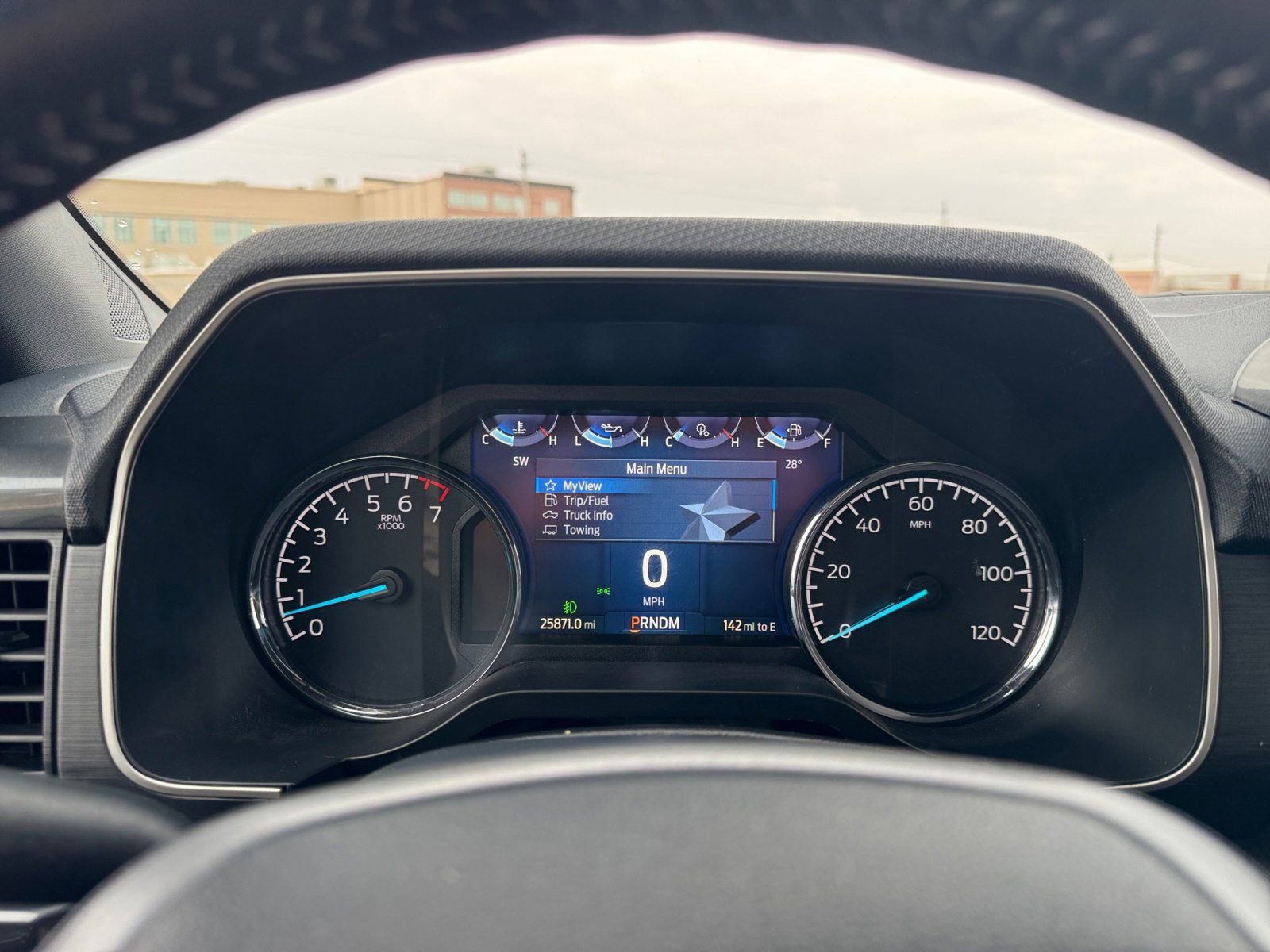 Certified 2022 Ford F150 XLT w/ Equipment Group 302A High image 29