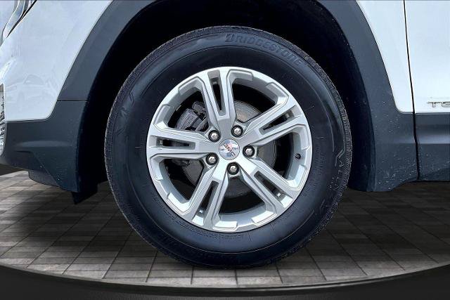 Used 2023 GMC Terrain SLE w/ Driver Convenience Package AWD/4WD image 9