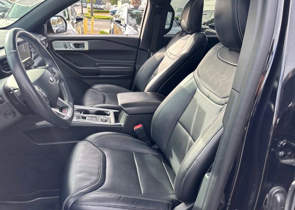 Certified 2020 Ford Explorer ST image 5
