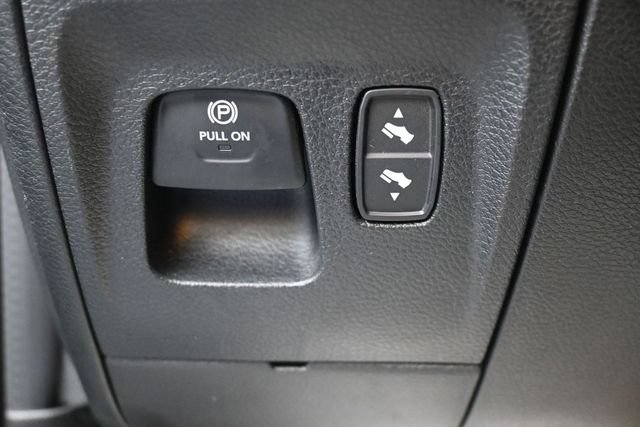 Used 2023 RAM 1500 Big Horn AWD/4WD image 9