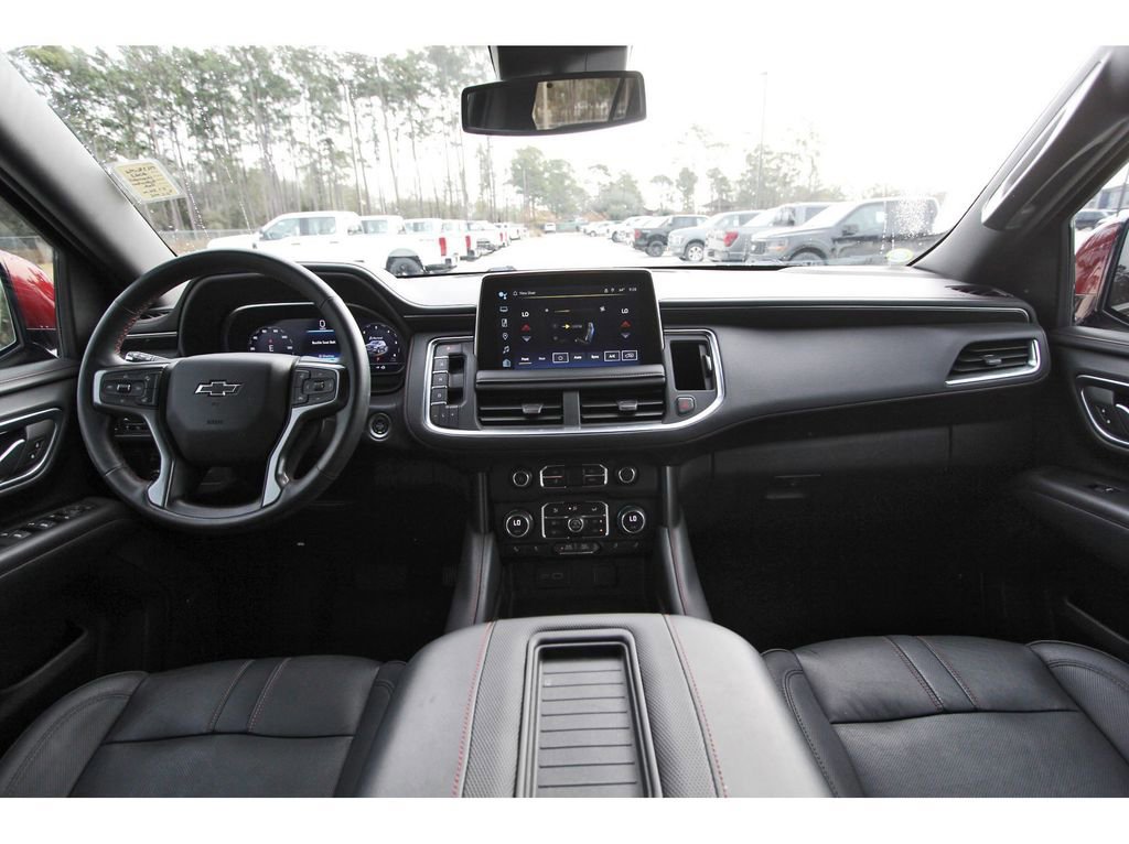 Used 2023 Chevrolet Suburban RST w/ Luxury Package image 13