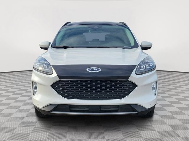 Certified 2022 Ford Escape Titanium w/ Class II Trailer Tow Package AWD/4WD image 8