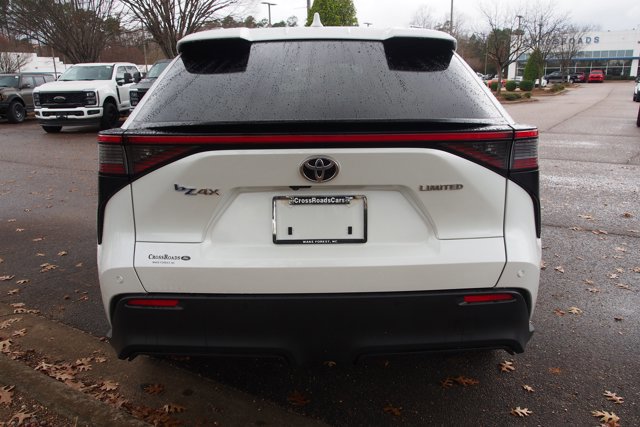 Used 2023 Toyota bZ4X FWD image 4