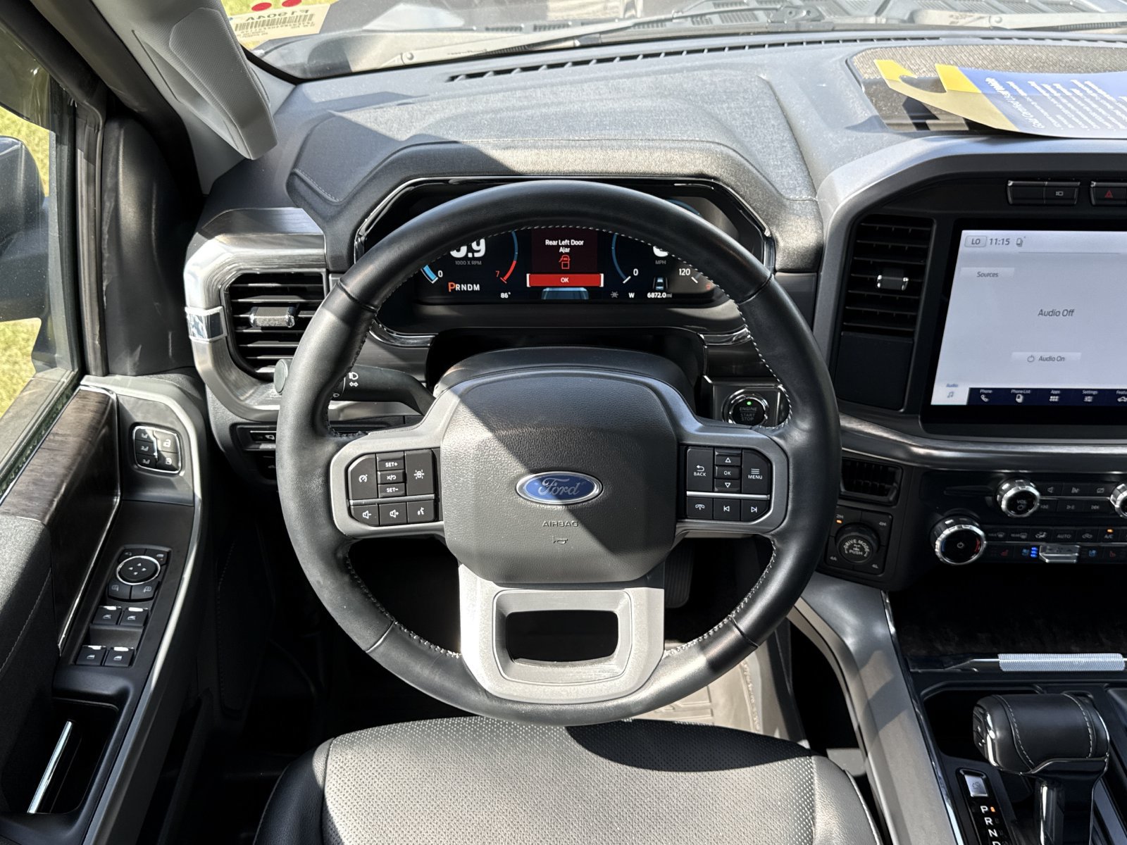 Certified 2022 Ford F150 Lariat w/ FX4 Off-Road Package AWD/4WD image 18