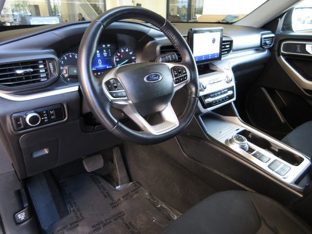 Certified 2023 Ford Explorer XLT RWD image 14