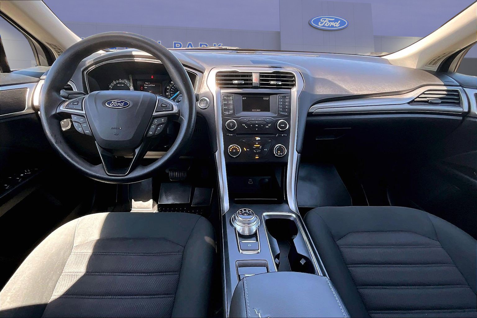 Certified 2017 Ford Fusion SE FWD image 7