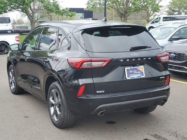 Certified 2024 Ford Escape ST-Line w/ Tech Pack #1 AWD/4WD image 3