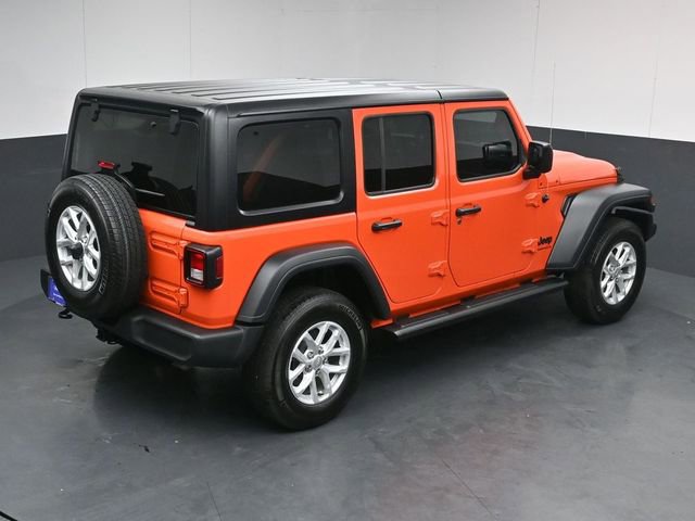Used 2023 Jeep Wrangler Unlimited Sport AWD/4WD image 39
