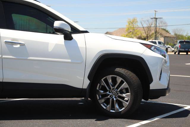 Used 2021 Toyota RAV4 Limited AWD/4WD image 5