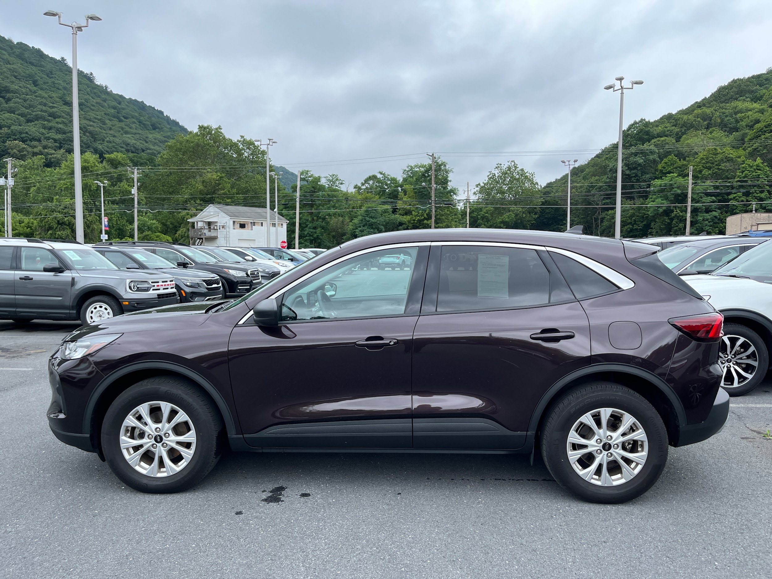 Certified 2023 Ford Escape Active AWD/4WD image 7