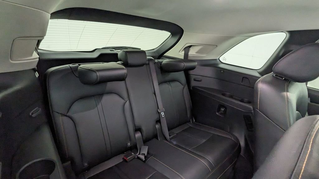 Used 2025 MAZDA CX-90 3.3 Turbo w/ Premium Sport Pkg image 39