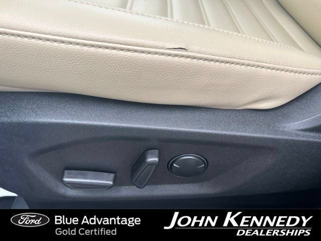 Certified 2022 Ford Edge SEL w/ Convenience Package AWD/4WD image 17