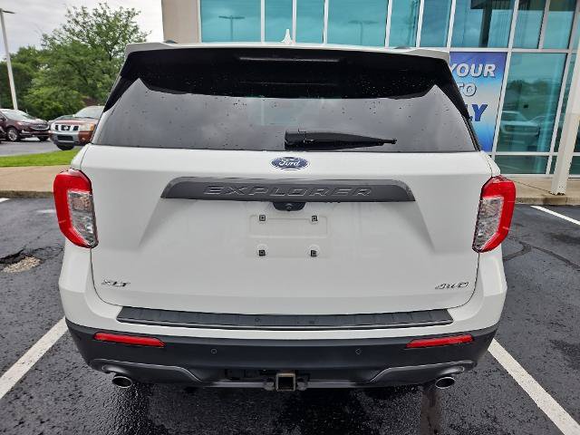 Certified 2022 Ford Explorer XLT w/ Equipment Group 202A AWD/4WD image 6
