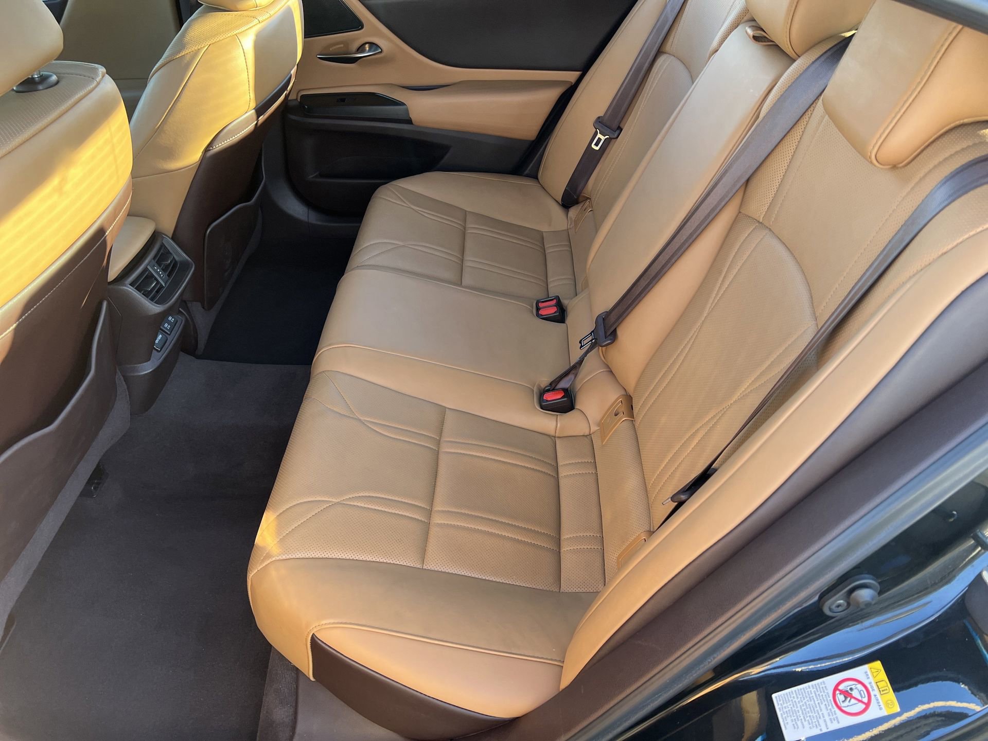 Used 2019 Lexus ES 350 image 23