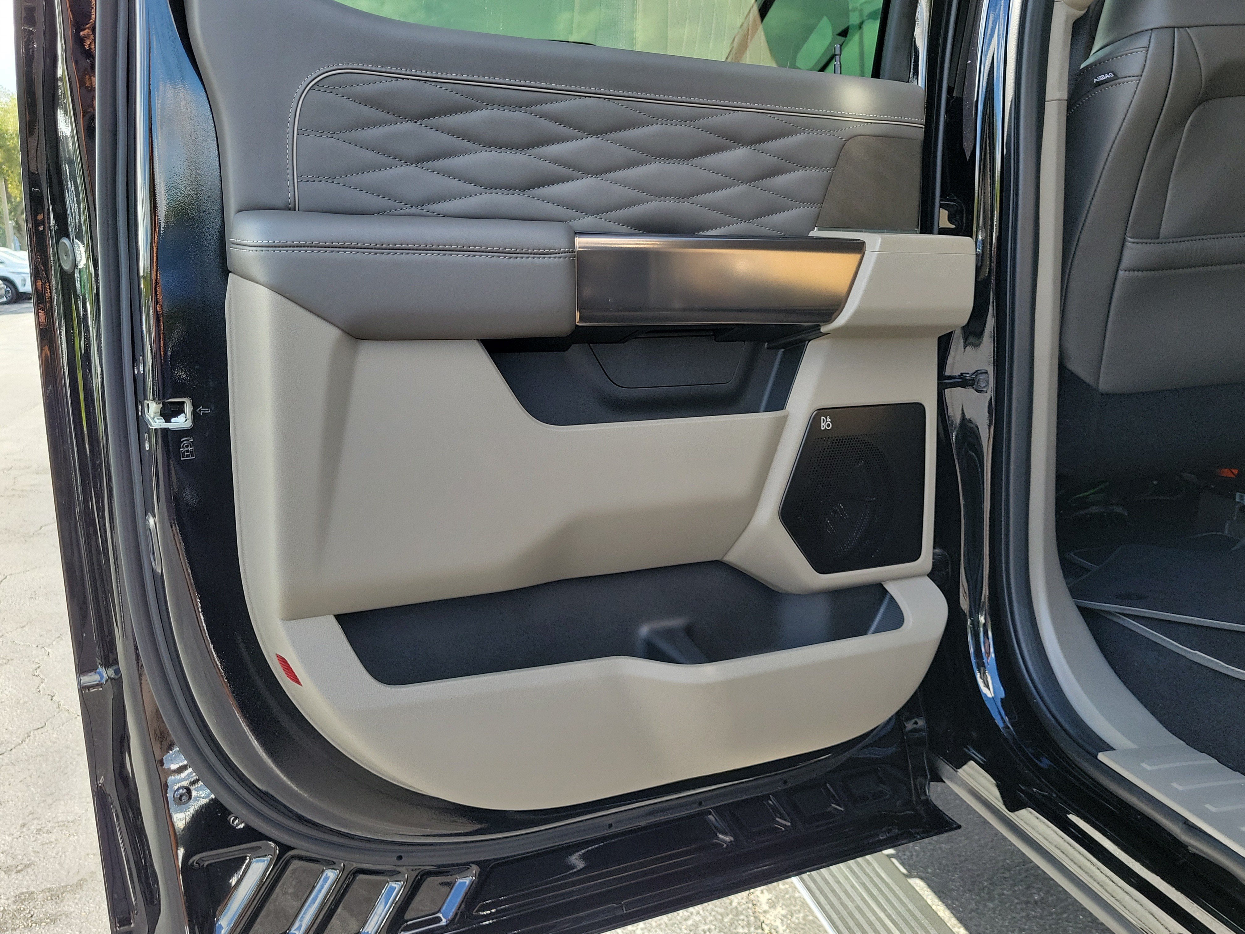 Certified 2026 Ford F450 Platinum w/ Platinum Plus Package AWD/4WD image 10