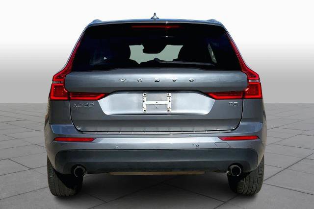 Used 2021 Volvo XC60 T5 Momentum w/ Premium Package image 3