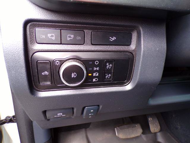 Certified 2024 Ford F350 Lariat w/ Lariat Ultimate Package AWD/4WD image 19