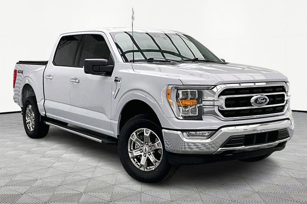 Certified 2022 Ford F150 XLT w/ Equipment Group 302A High image 5