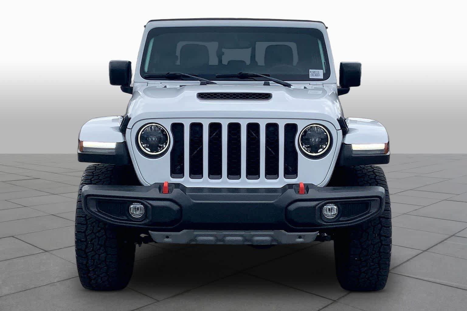 Used 2023 Jeep Gladiator Mojave w/ LED Lighting Group AWD/4WD image 4