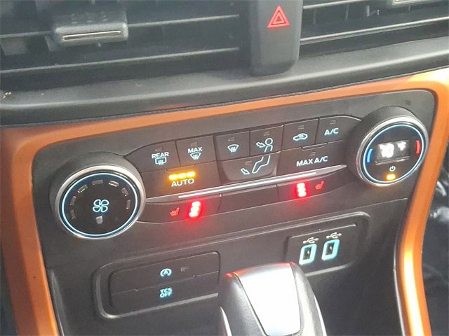 Certified 2018 Ford EcoSport SES image 16