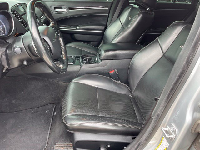 Used 2021 Chrysler 300 S w/ S Model Appearance Package RWD image 16