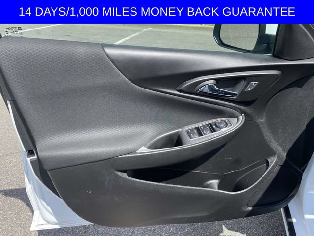 Used 2025 Chevrolet Malibu LT FWD image 14