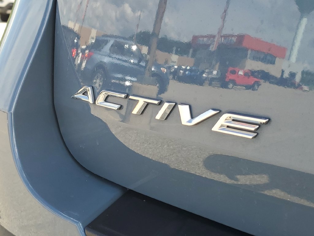 Certified 2025 Ford Explorer Active AWD/4WD image 6