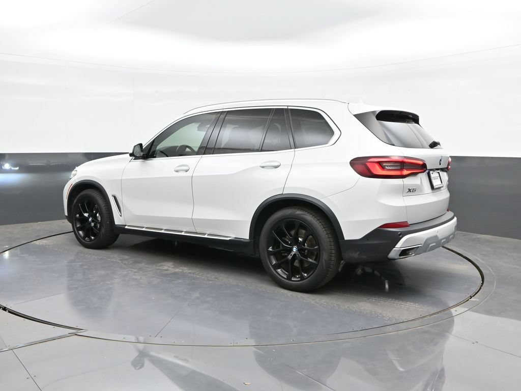 Used 2022 BMW X5 xDrive40i w/ Premium Package AWD/4WD image 5