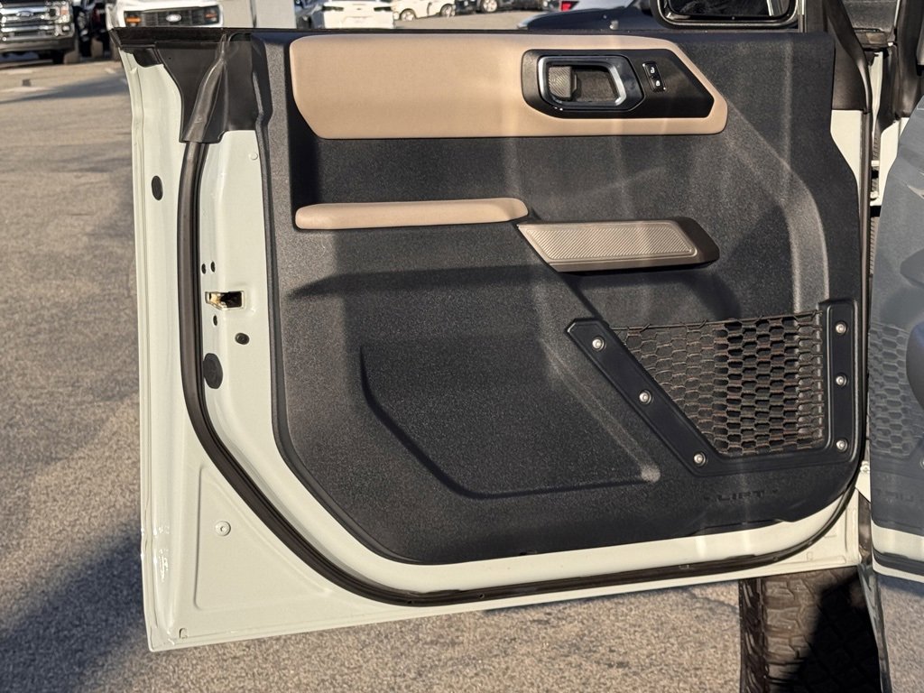 Certified 2023 Ford Bronco Wildtrak image 15