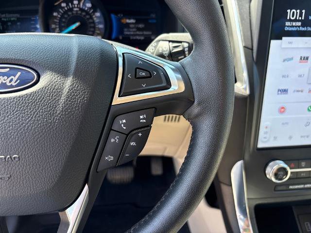 Certified 2024 Ford Edge Titanium image 21