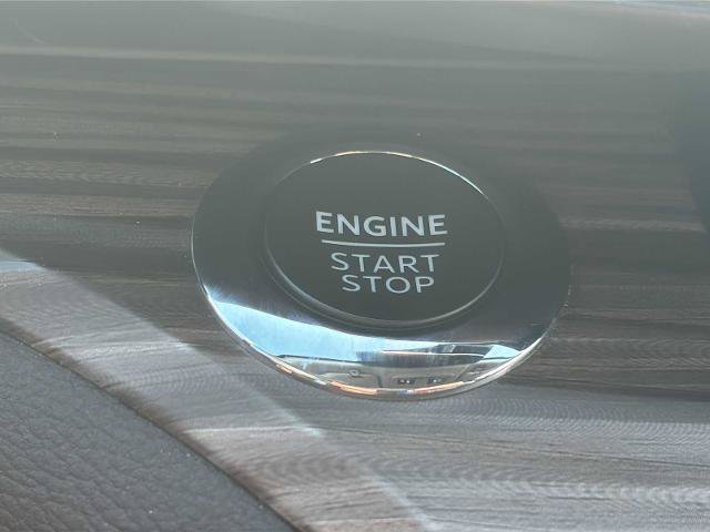 Certified 2024 Ford Explorer Limited AWD/4WD image 30