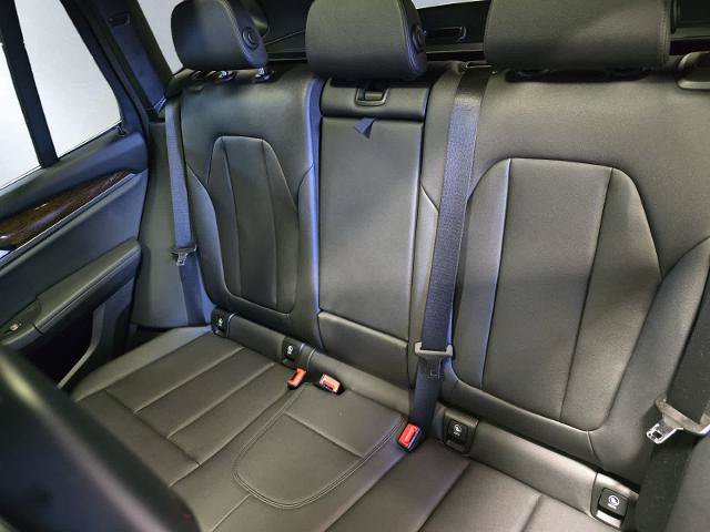 Used 2020 BMW X3 xDrive30i w/ Convenience Package AWD/4WD image 17