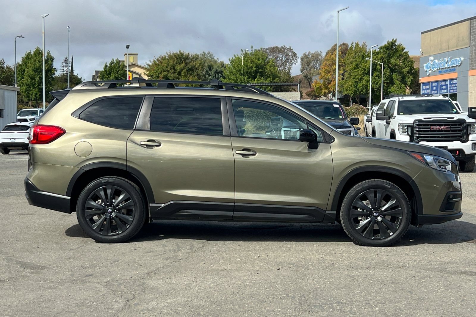 Used 2022 Subaru Ascent Onyx Edition AWD/4WD image 3