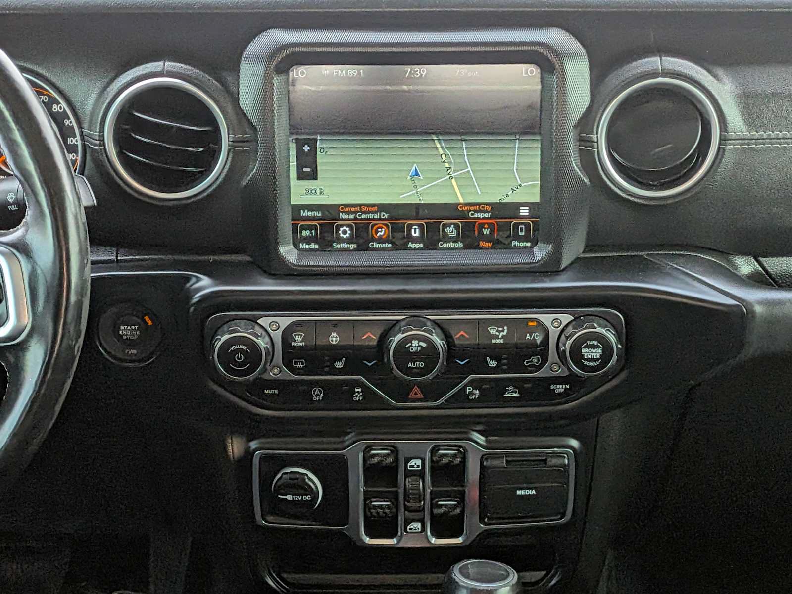 Used 2020 Jeep Gladiator Overland AWD/4WD image 20