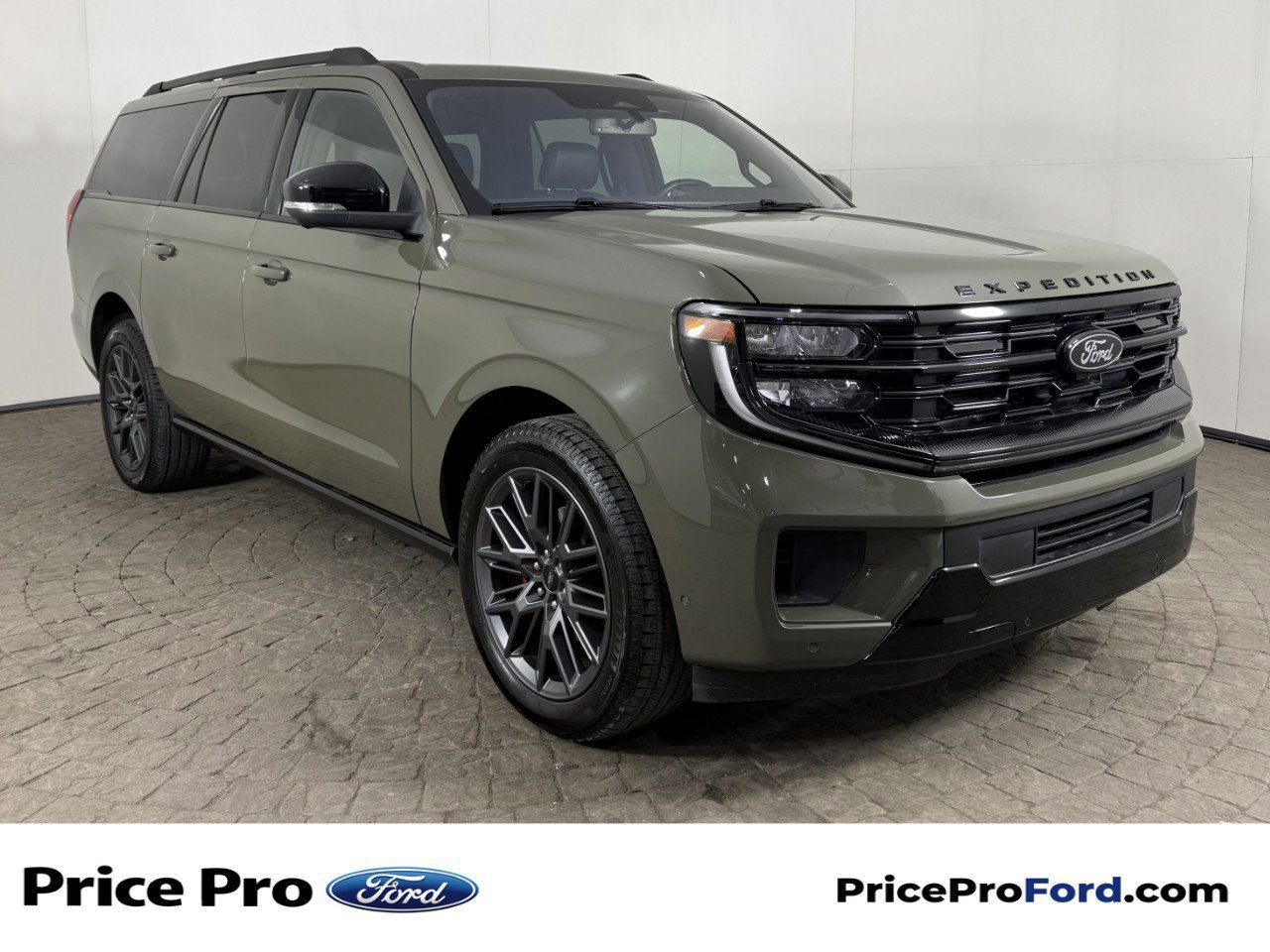 Certified 2025 Ford Expedition Max Platinum w/ Stealth Performance Package image 1