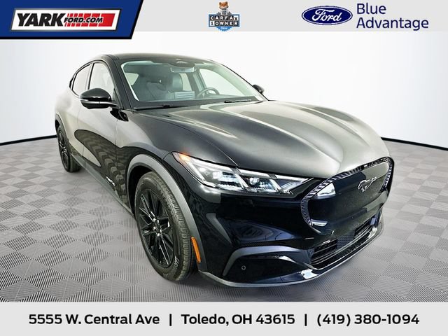 Certified 2025 Ford Mustang Mach-E Select w/ Comfort Package Lite AWD/4WD image 1