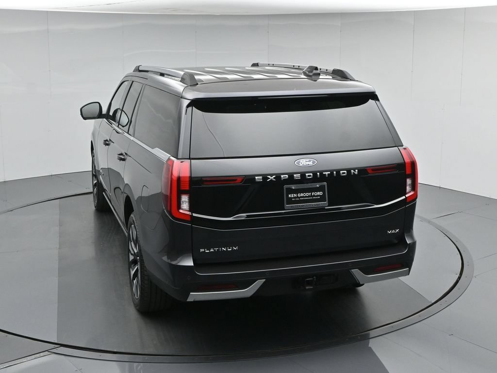 Certified 2025 Ford Expedition Max Platinum w/ Driver's Package AWD/4WD image 48