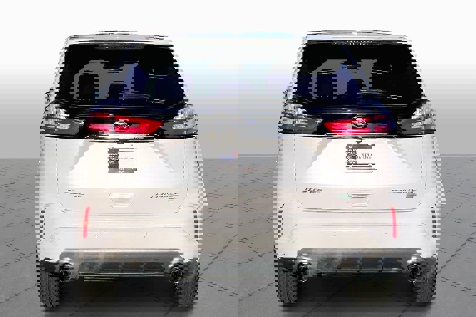 Certified 2019 Ford Edge Titanium w/ Equipment Group 301A image 4