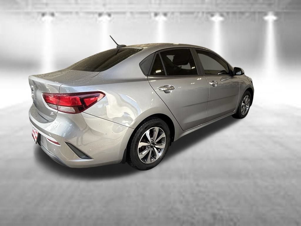 Used 2021 Kia Rio S w/ Technology Package FWD image 4