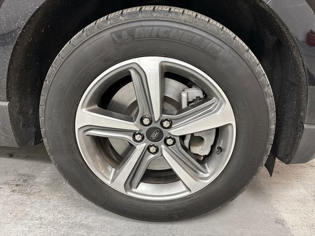 Certified 2023 Ford Edge SEL w/ Convenience Package image 2