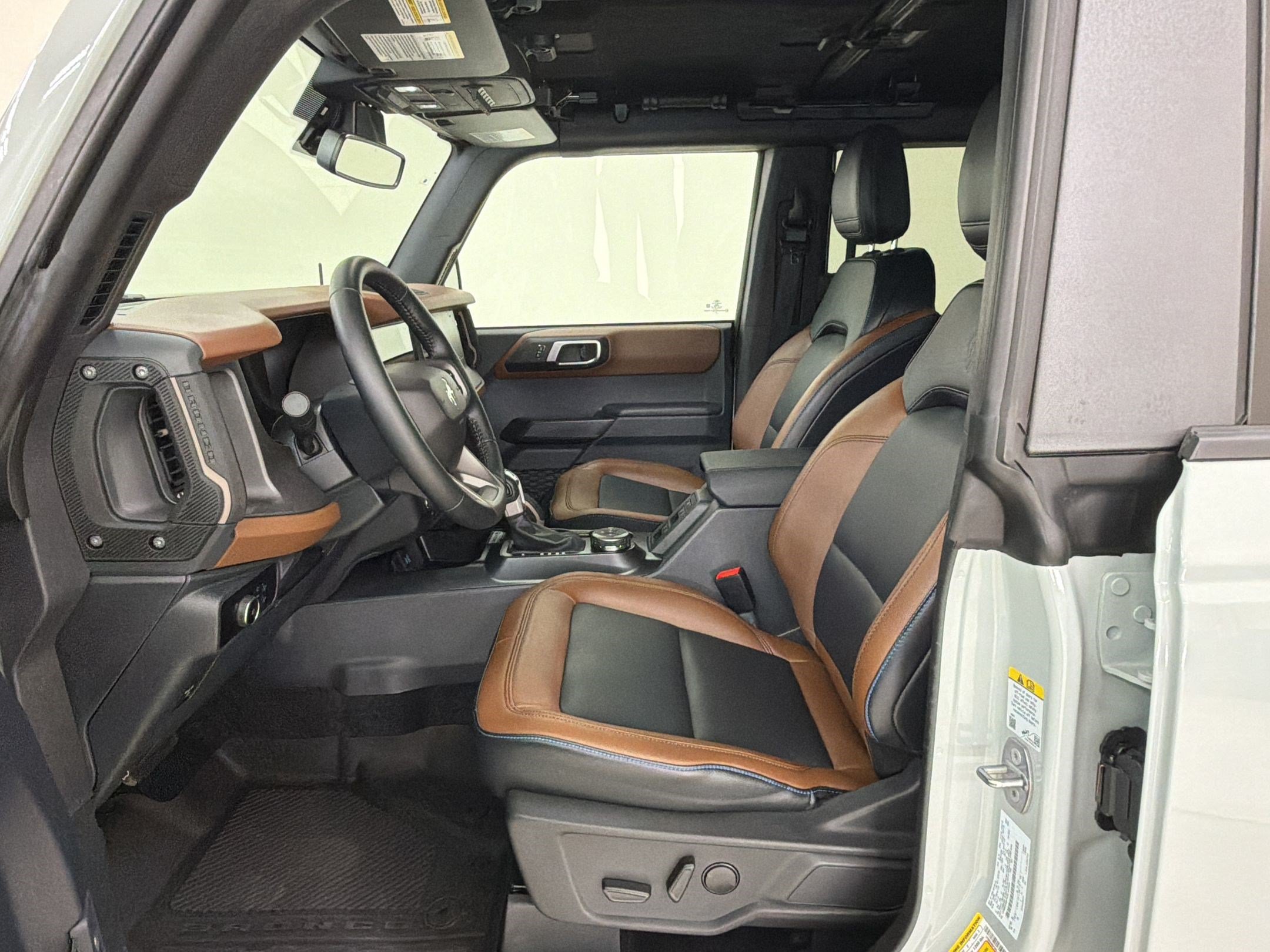 Certified 2024 Ford Bronco Outer Banks AWD/4WD image 5