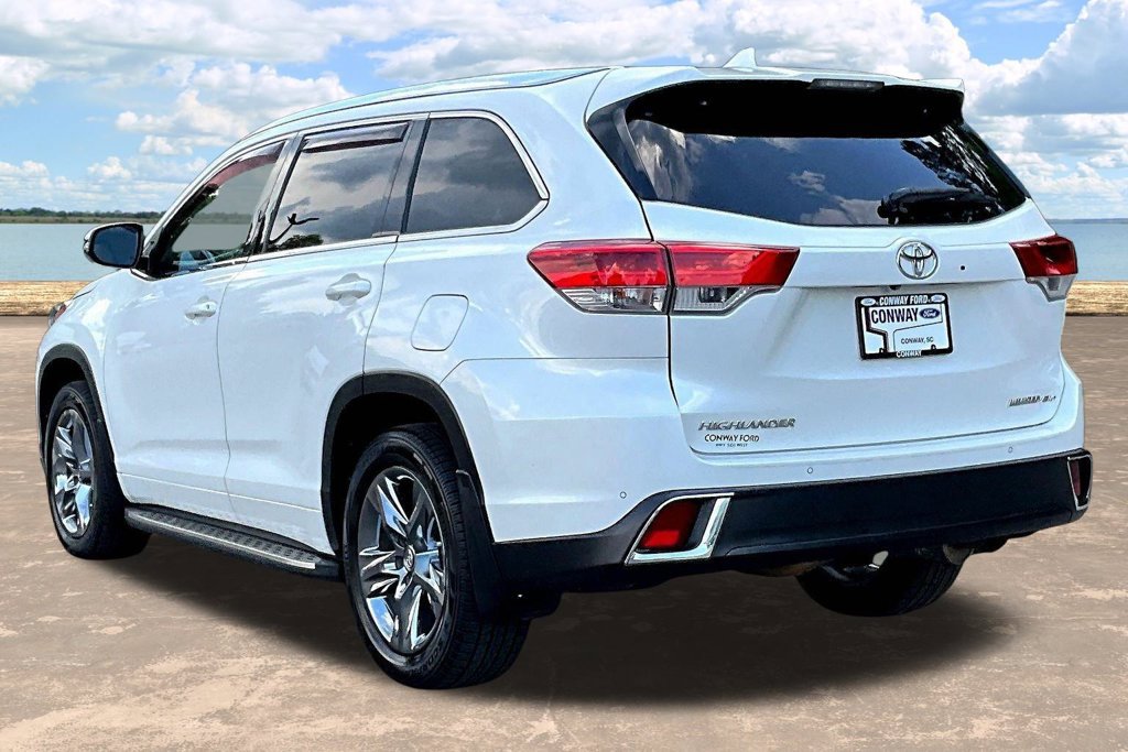 Used 2019 Toyota Highlander Limited Platinum AWD/4WD image 5